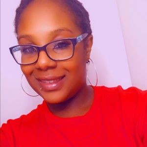 Meet your Posher, Celenah